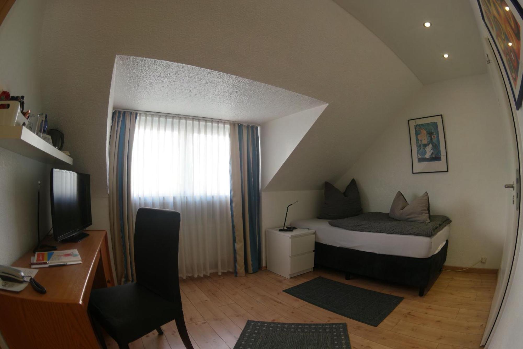 Hotel Merlin Garni Köln Zimmer foto