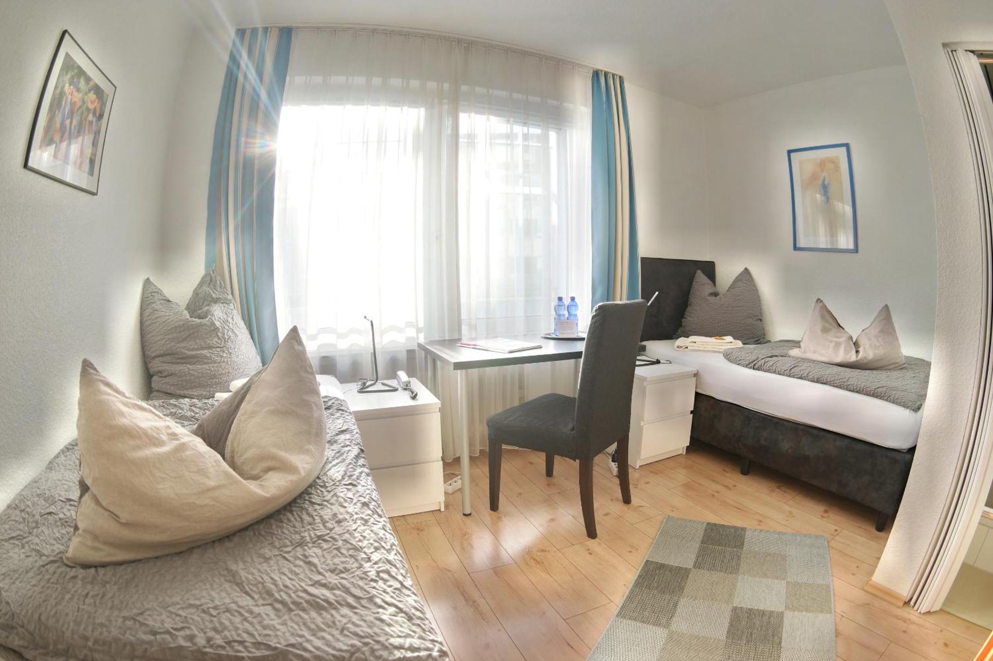 Hotel Merlin Garni Köln Zimmer foto