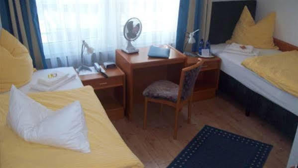 Hotel Merlin Garni Köln Exterior foto